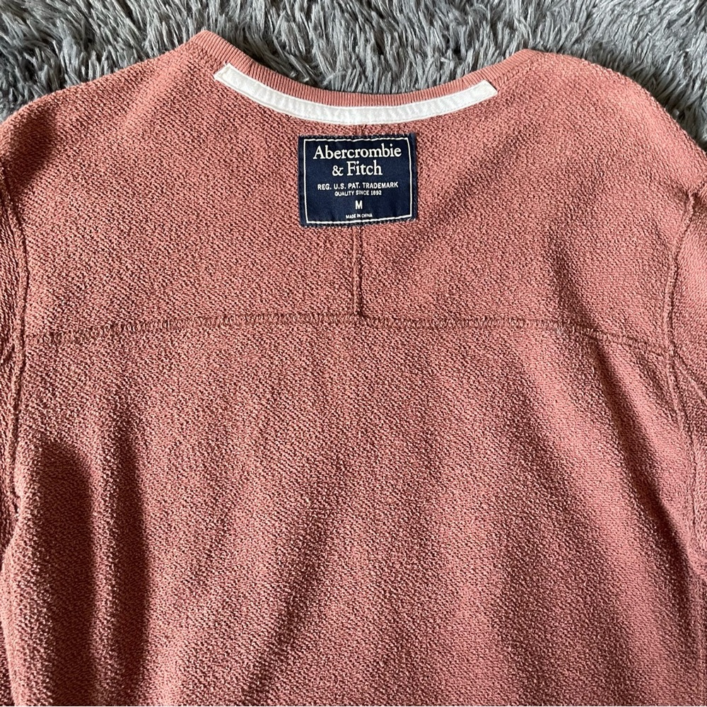 Abercrombie & Fitch Burgundy Crewneck Sweater - Picture 7 of 7